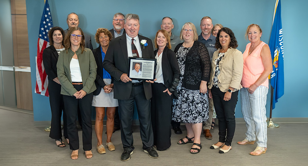Bill Sennholz receives WBA Leaders in Banking Excellence